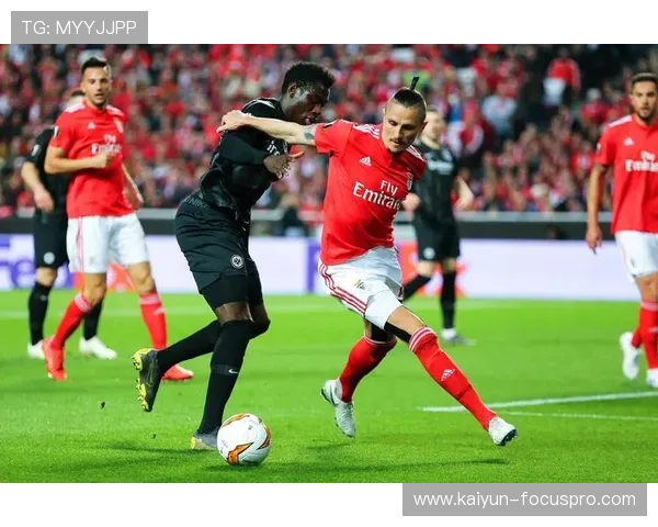 开云足彩26054期冷热指数法兰克福不败战术克制首发前瞻